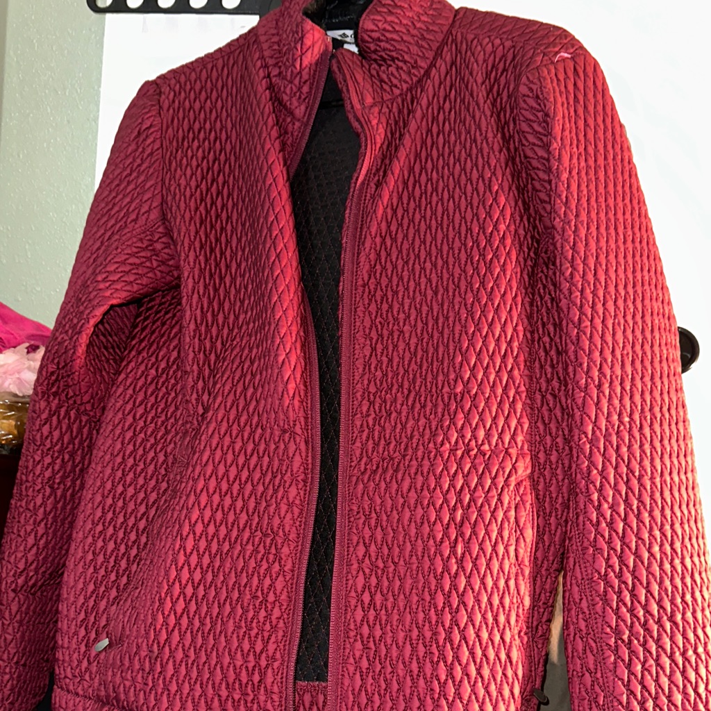 Columbia Women's Textured Puffer Jacket - Deep Red